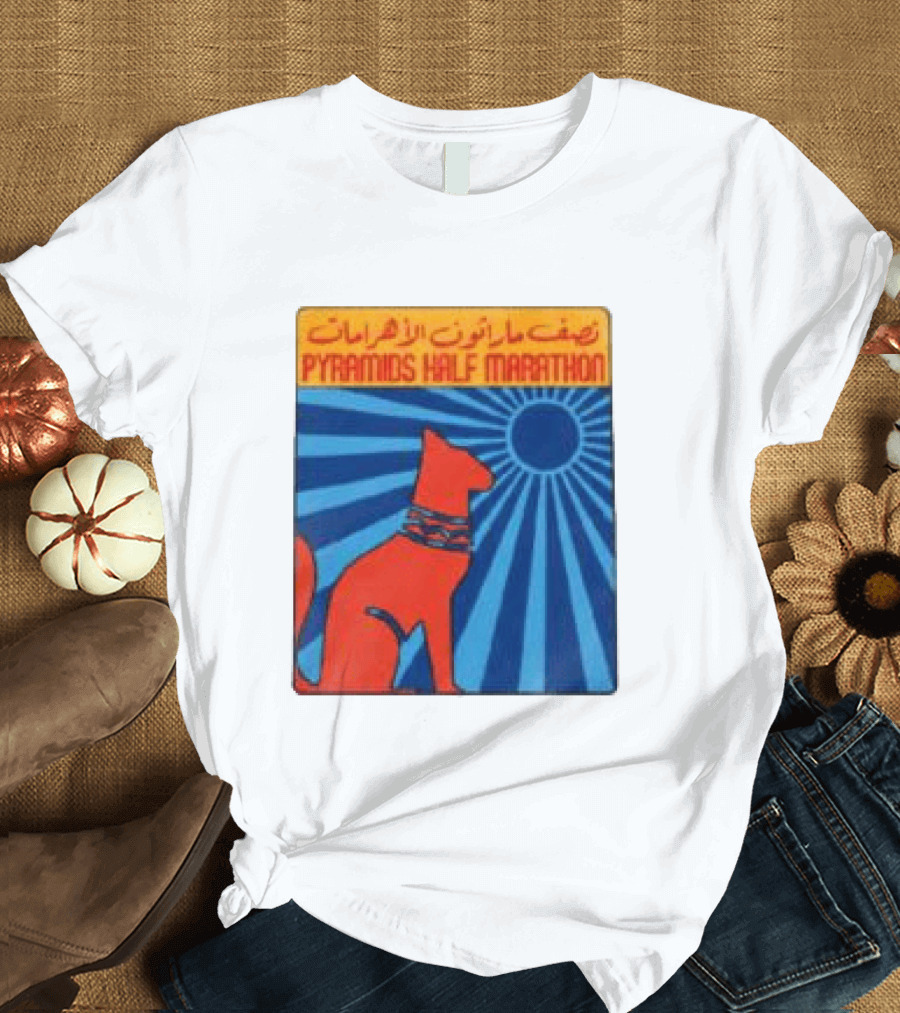 Pyramids Half Marathon Egypt Cat Sunburst Arabic T-Shirt