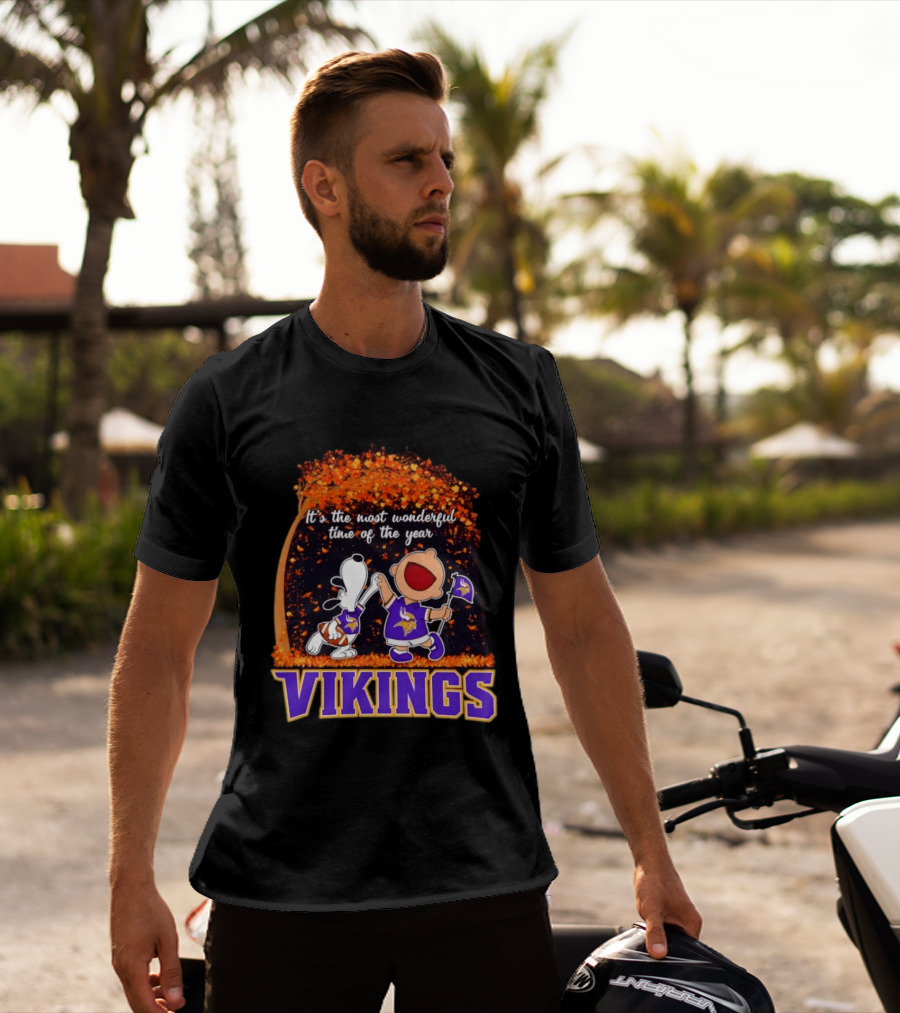 Snoopy Charlie Brown Dancing Minnesota Vikings It's The Most Wonderful Time Of The Year T-Shirt