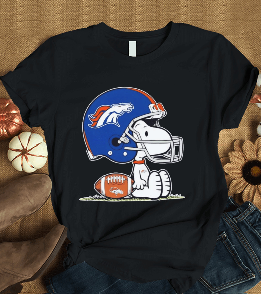 Peanuts Snoopy Denver Broncos Helmet Fan Favorite T-Shirt