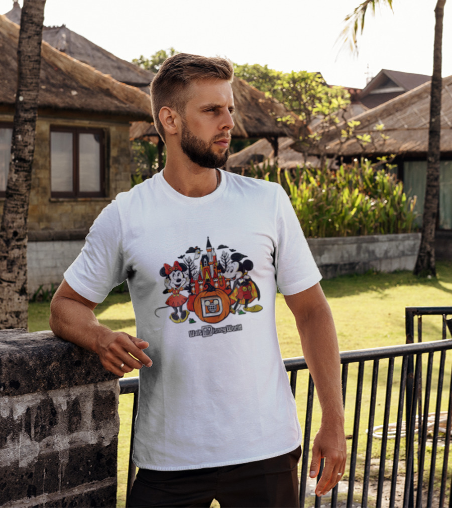 Walt Disney World Halloween Minnie Mouse Mickey Castle Pumpkin T-Shirt