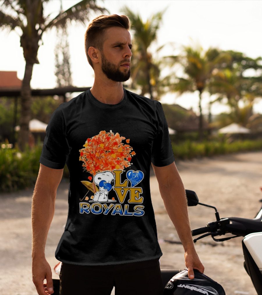 KC Royals Love Snoopy Hug Heart Peanuts Baseball Fall Tree T-Shirt