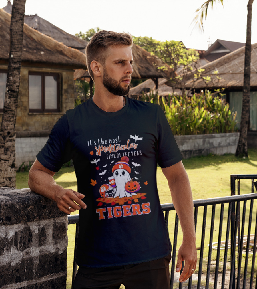 Tiger's Most Spooktacular Halloween Time With Ghost And Pumpkins T-Shirt