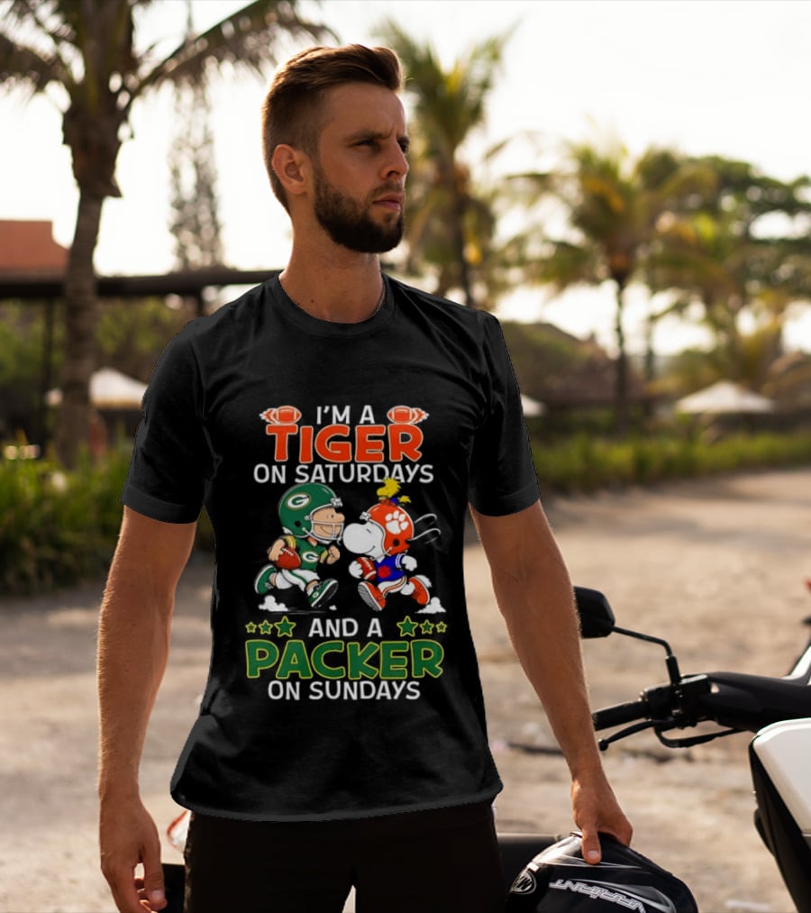 I'm A Tiger On Saturdays And A Packer On Sundays Charlie Brown Snoopy T-Shirt