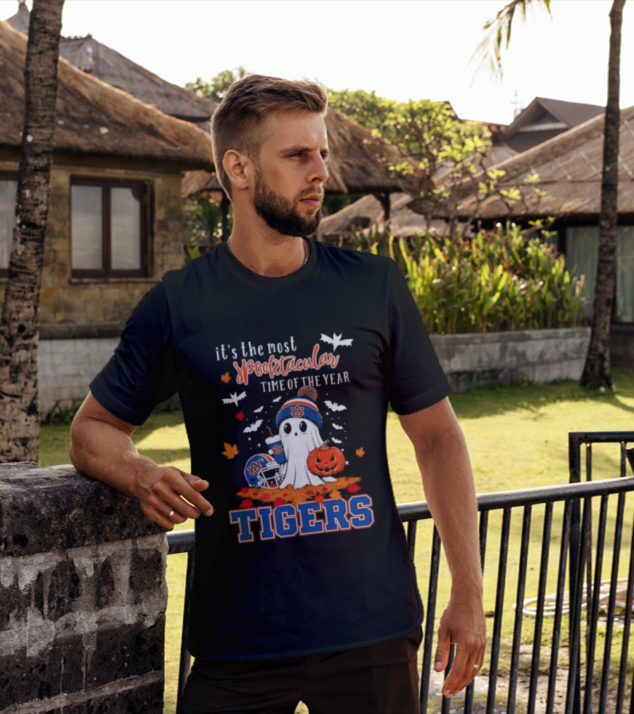 It's The Most Spooktacular Time Of The Year Tigers Halloween Ghost Pumpkins T-Shirt