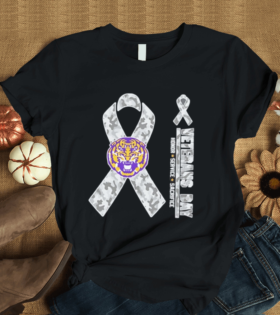 LSU Tigers Veterans Day 2026 Camouflage Ribbon Honor Service Sacrifice T-Shirt