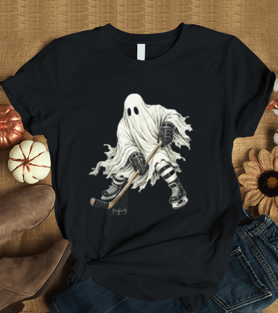 Halloween Ghost Playing Ice Hockey Costume Fun T-Shirt