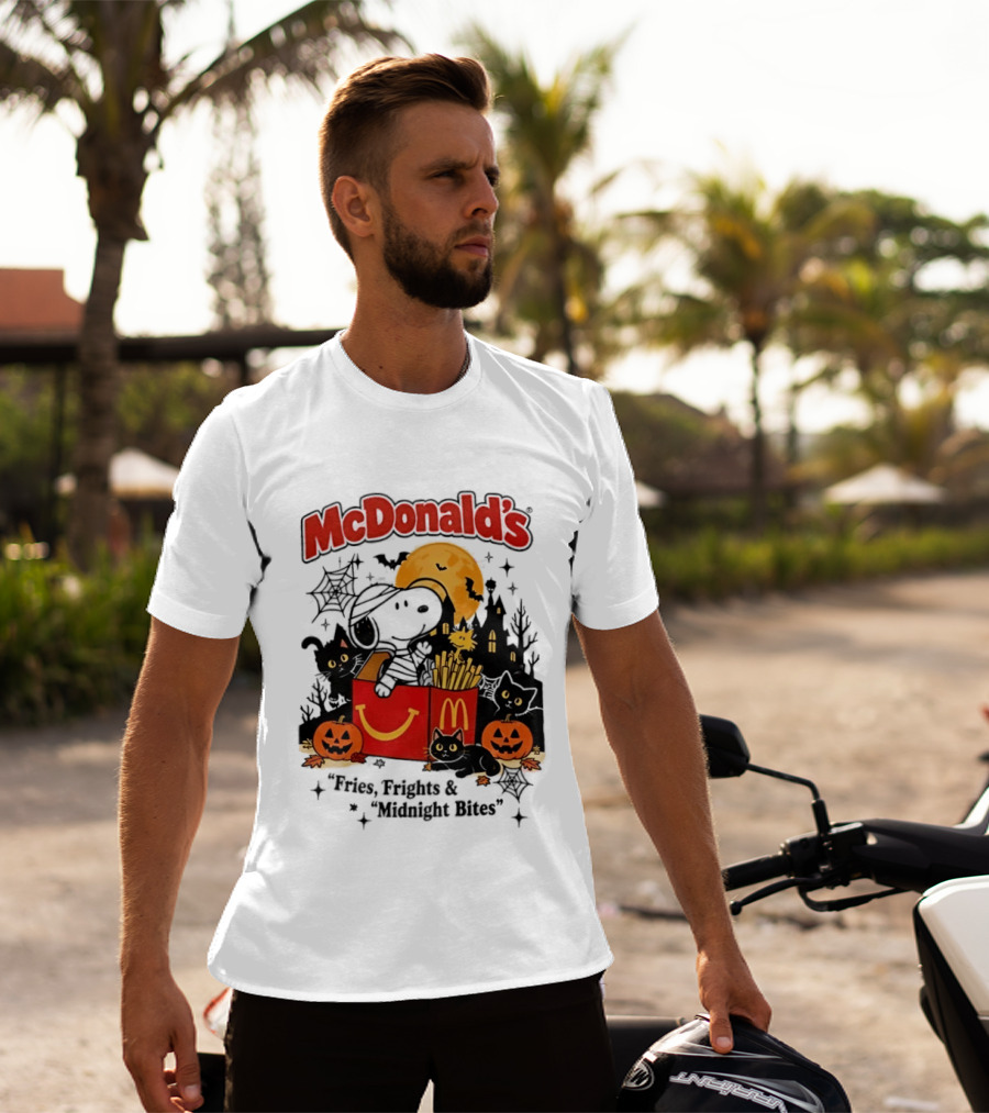 Snoopy McDonald's Halloween Fires Frights Midnight Bites Pumpkin Black Cat Moon T-Shirt