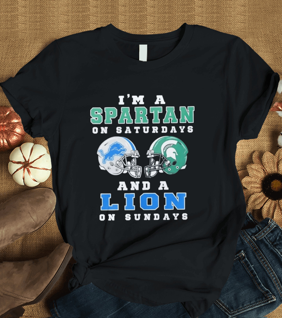 I'm A Spartan On Saturdays And A Lion On Sundays Football Team Helmets T-Shirt