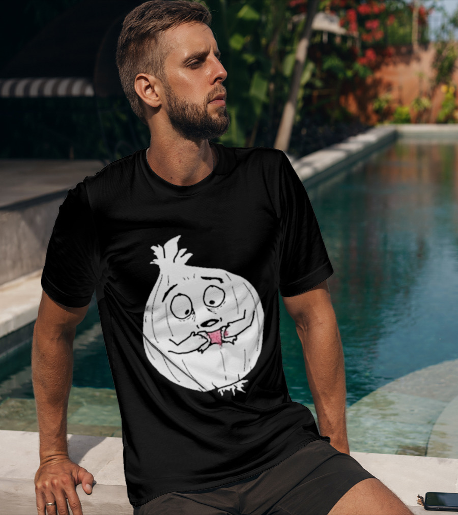 Garlic Shrinkage Funny Cartoon Onion T-Shirt