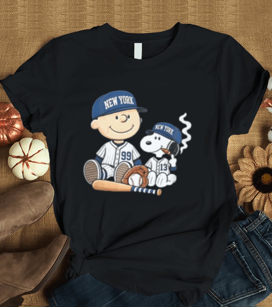 New York Yankees Charlie Brown Snoopy Baseball Uniforms Cigar T-Shirt