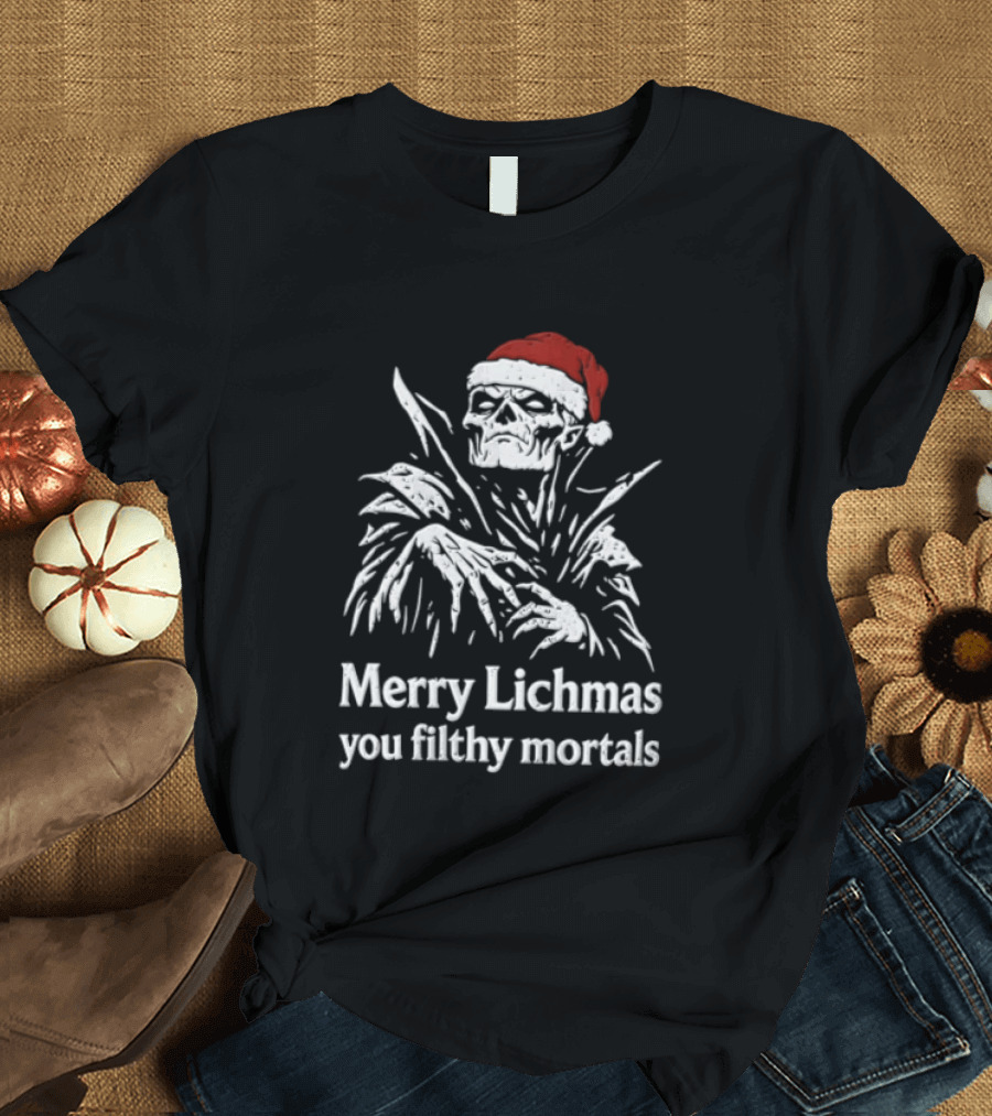 Merry Lichmas You Filthy Mortals Skull In Santa Hat T-Shirt