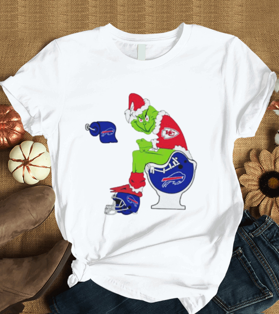 Kansas City Chiefs Grinch Sitting On Buffalo Bills Toilet Football T-Shirt