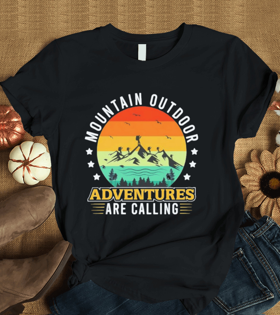 Mountain Outdoor Adventures Are Calling Vintage Sunset Hiking T-Shirt
