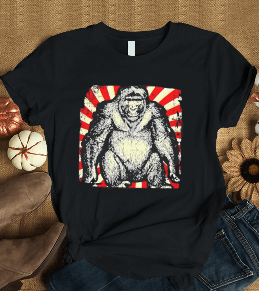 Silverback Gorilla Sunburst Wildlife Nature Animal T-Shirt