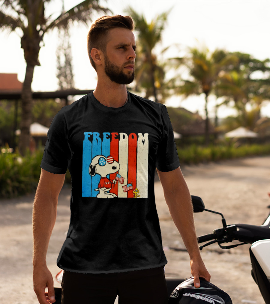Freedom Snoopy Woodstock Peanuts USA 250th Anniversary Patriotic Celebration T-Shirt