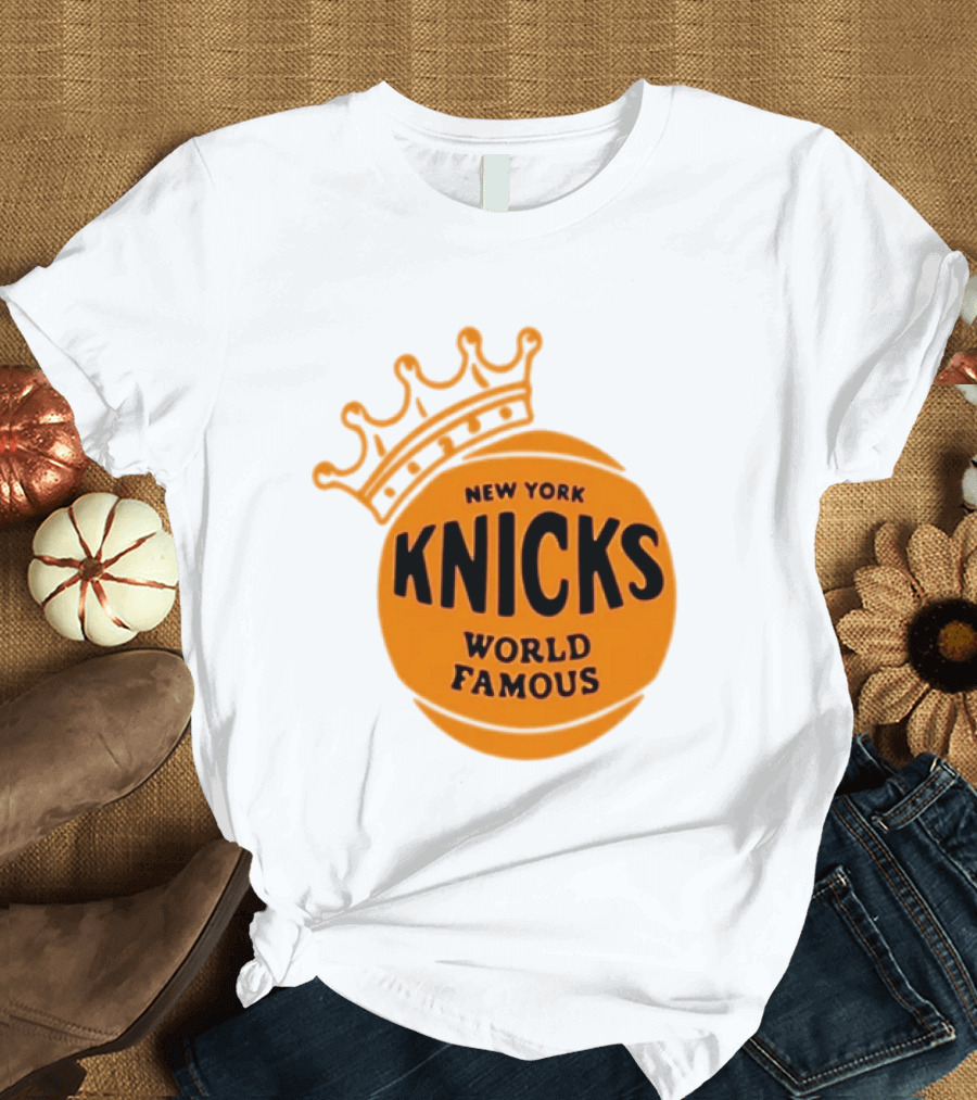 New York Knicks NBA Basketball World Famous Crown T-Shirt