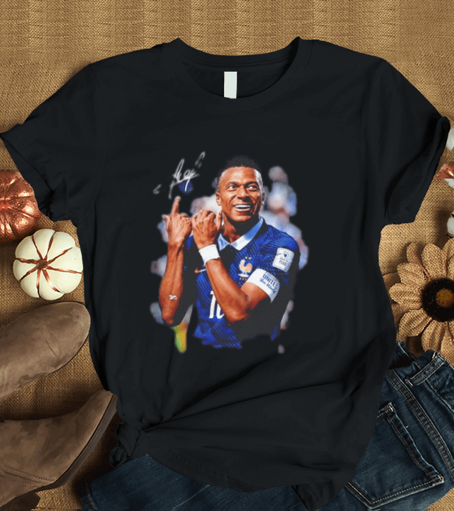 Kylian Mbappe France National Team Football World Cup Celebration T-Shirt
