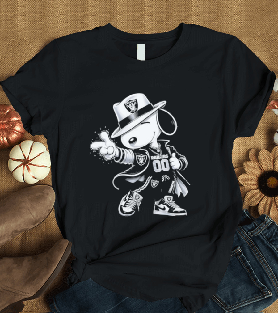Snoopy X Las Vegas Raiders 00 Football Character With Team Symbol In White T-Shirt