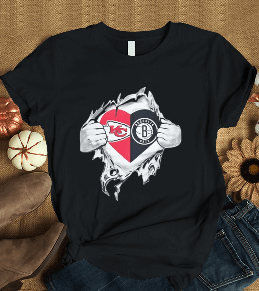 Kansas City Chiefs Brooklyn Nets Torn Heart Fan T-Shirt