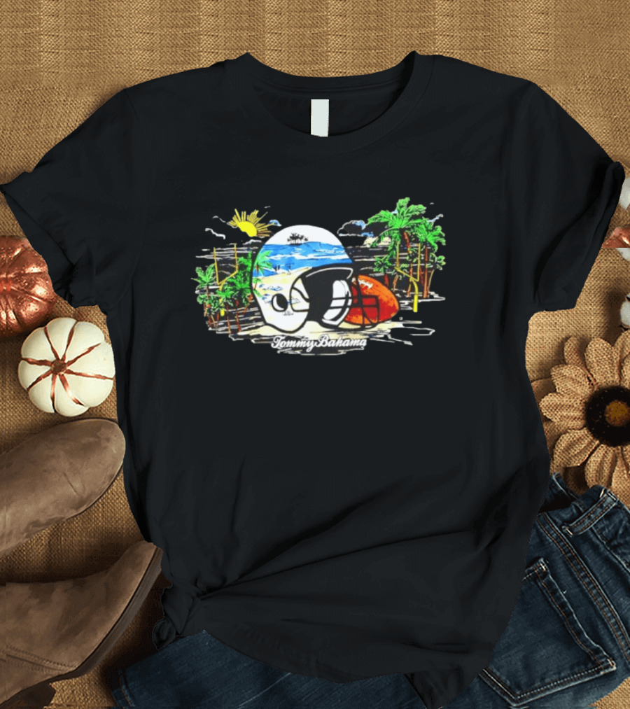 Chicago Bears Tommy Bahama Oasis Endzone Tropical Helmet Football Scene T-Shirt