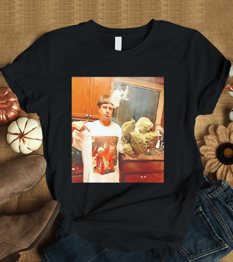 Oliver Tree Cannabis Oversized Buds And With Smoking Image T-Shirt