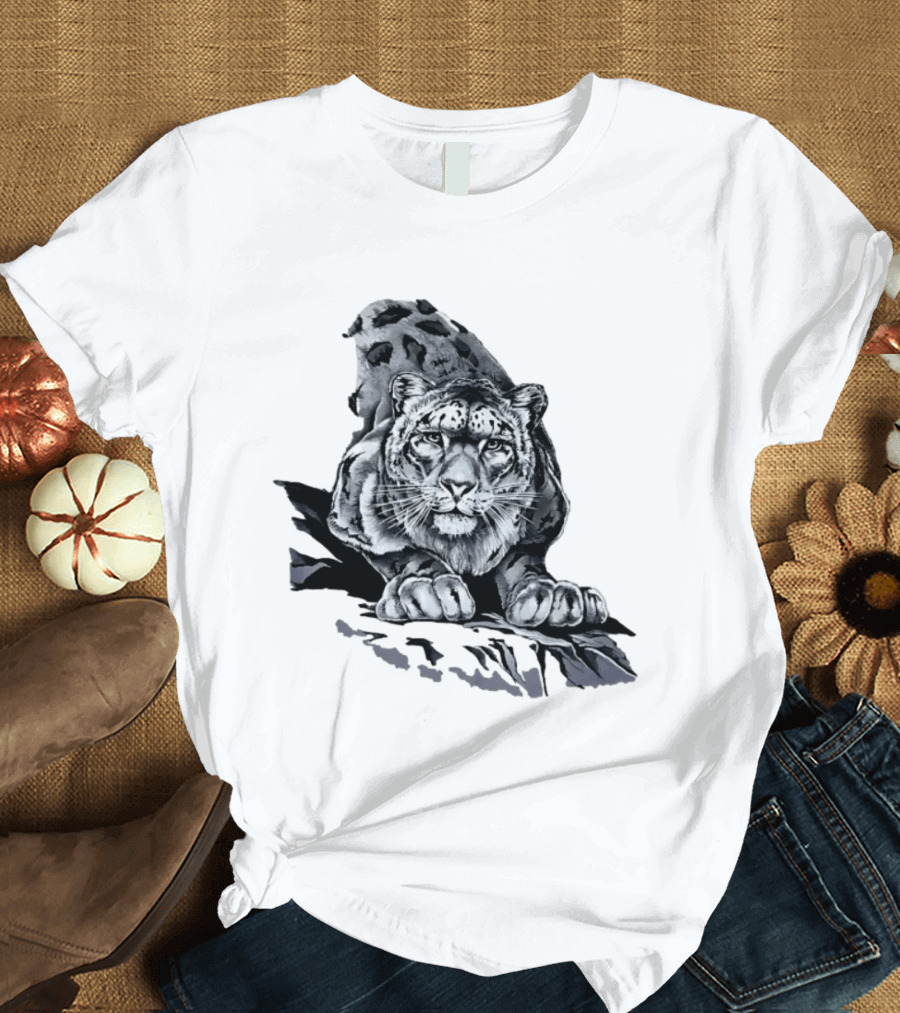 Snow Leopard Harlequin Nature Wildlife Majestic Predator T-Shirt