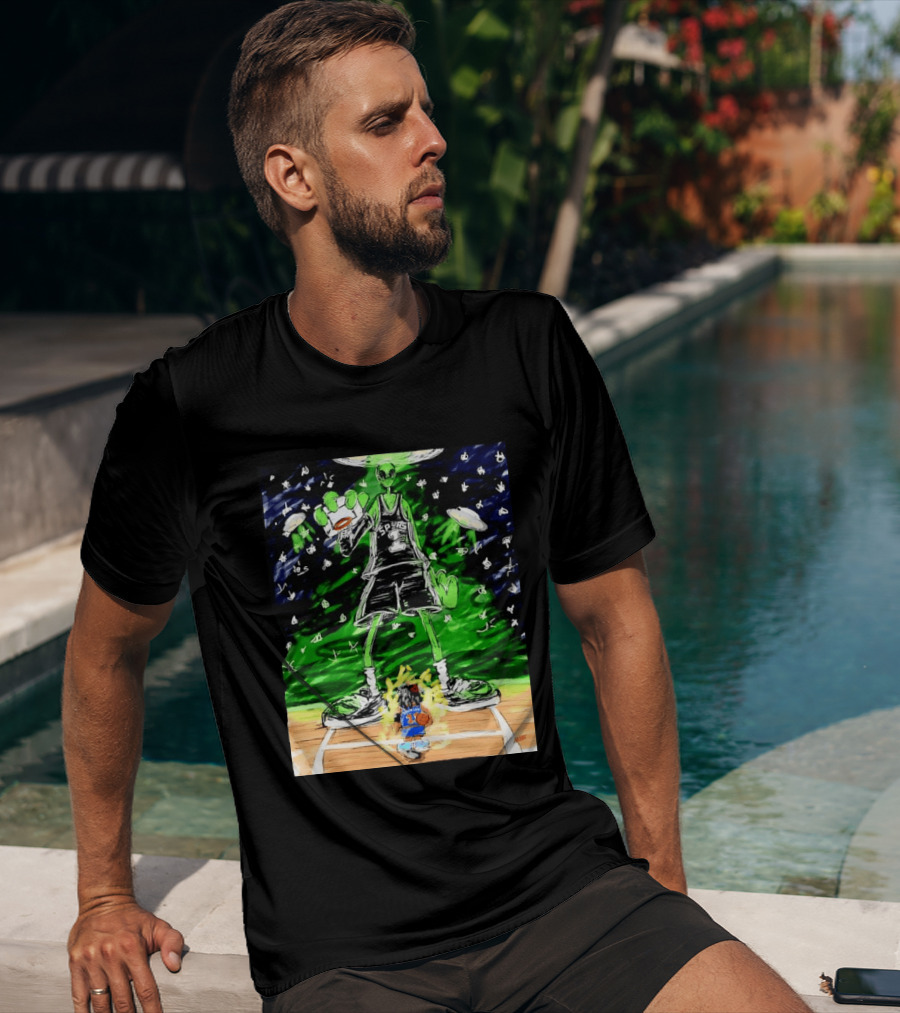 Victor Wembanyama Alien San Antonio Spurs Vs Jalen Brunson New York Knicks NBA Showdown T-Shirt