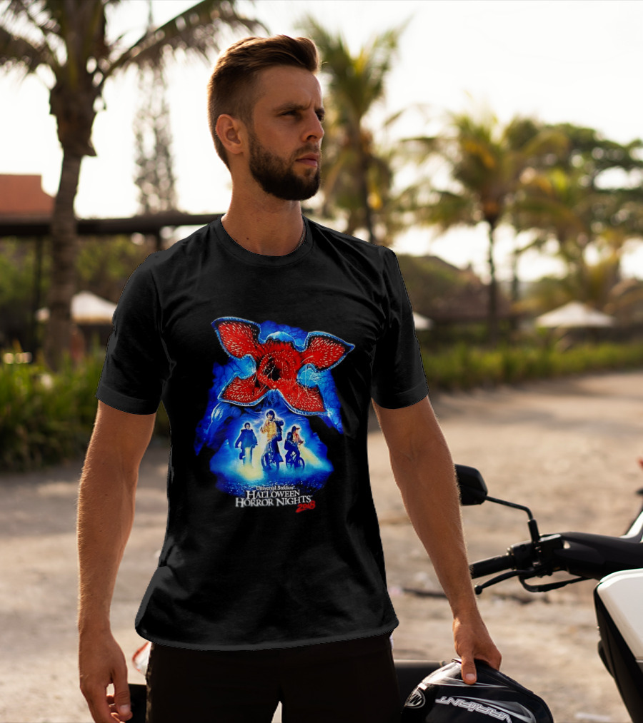 Demogorgon Stranger Things Universal Studios Halloween Horror Nights 2018 T-Shirt