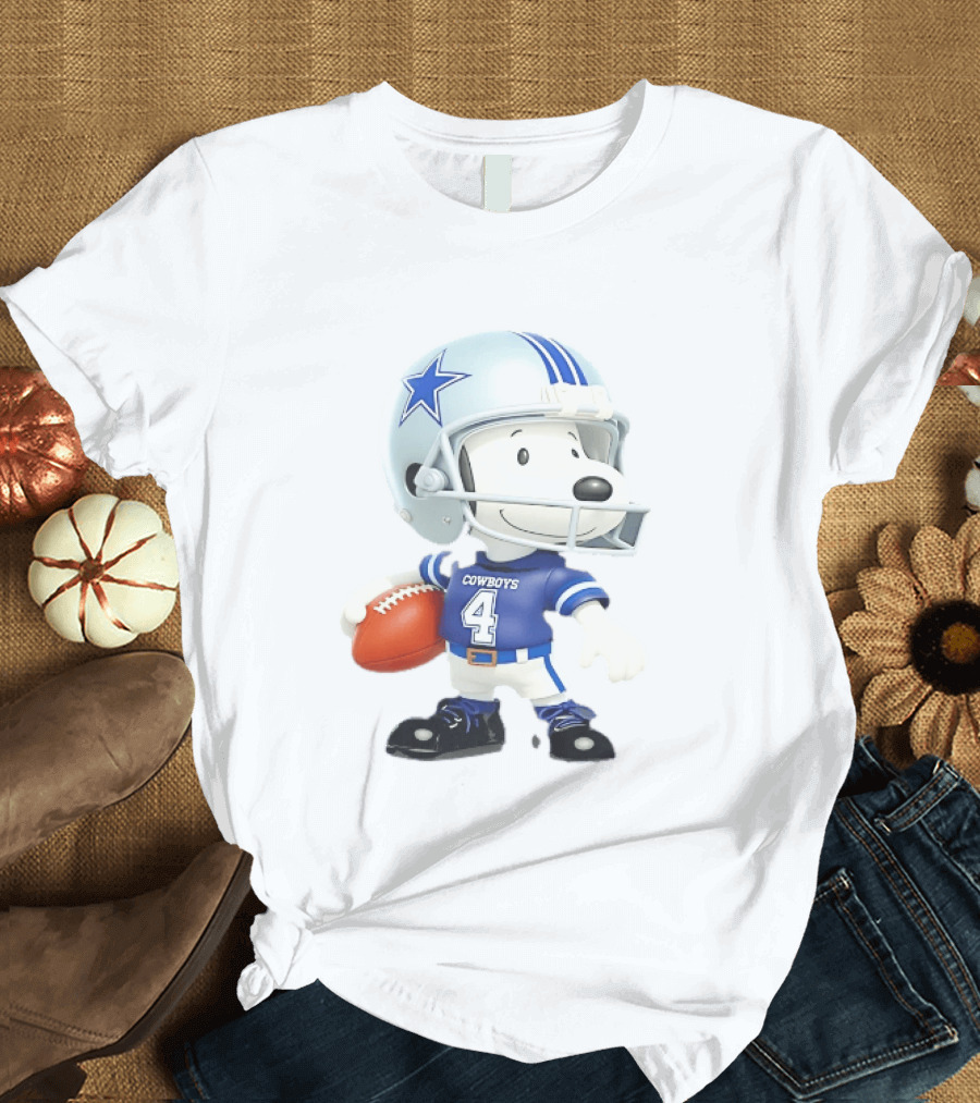 Peanuts Snoopy Cowboys Football Player 4 Helmet Dallas Fan Gear T-Shirt
