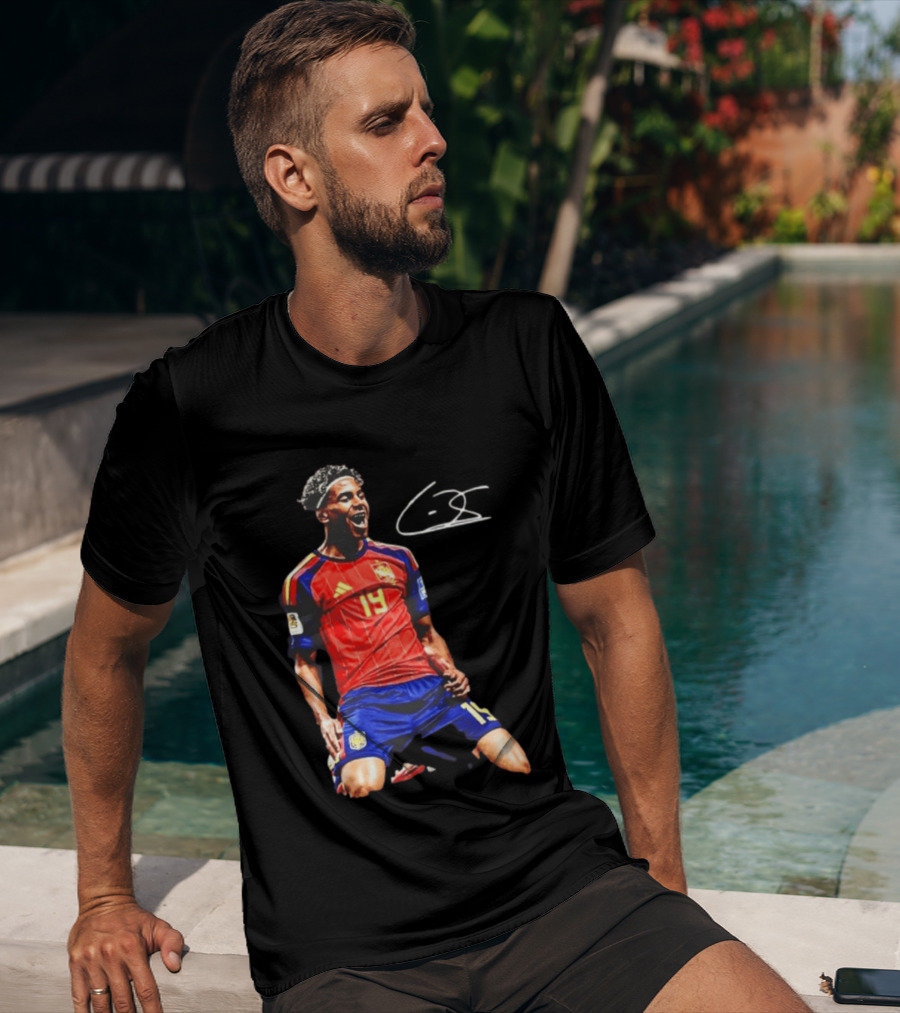 19 Lamine Yamal Spain National Football Team Soccer Jersey Celebration T-Shirt