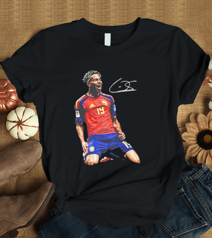 19 Lamine Yamal Spain National Football Team Soccer Jersey Celebration T-Shirt