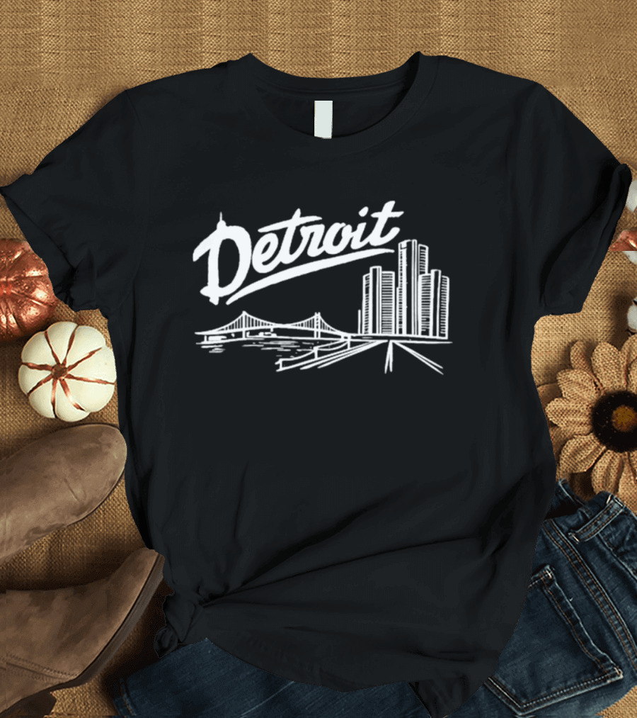Detroit Skyline Renaissance Center Ambassador Bridge Cityscape T-Shirt
