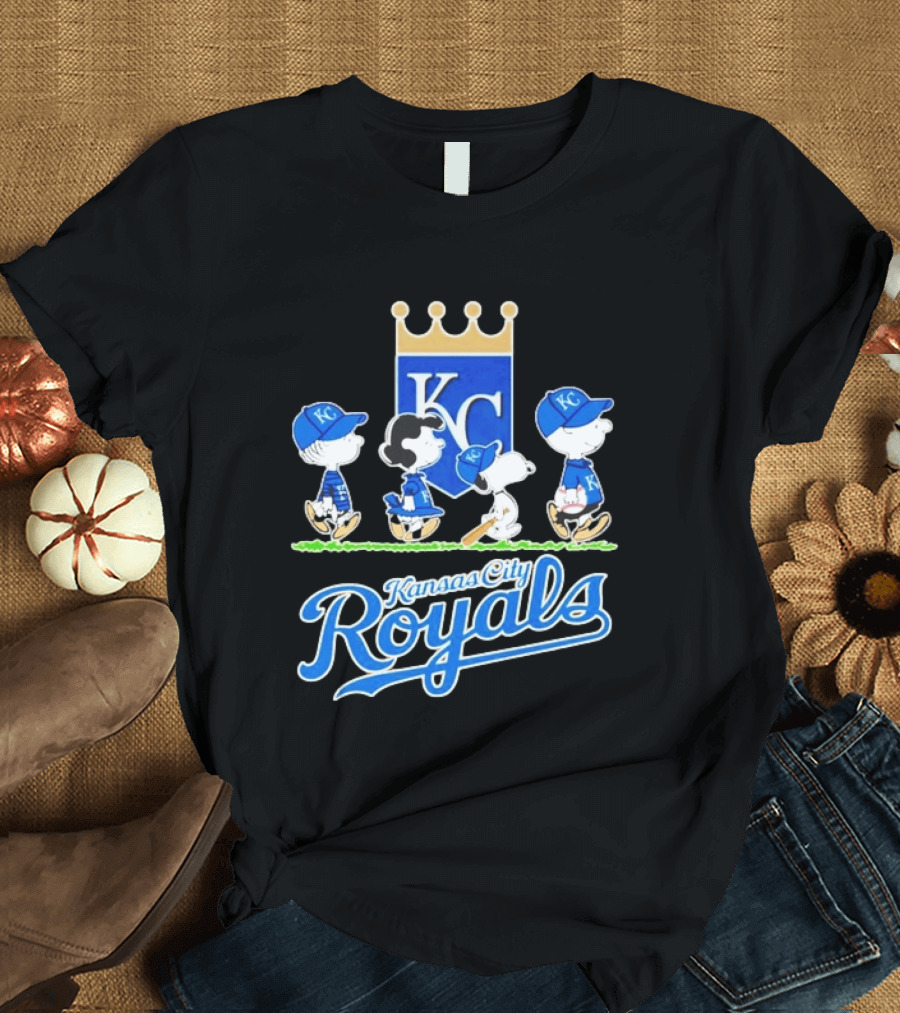 Kansas City Royals Peanuts Characters KC Classic Collaboration T-Shirt