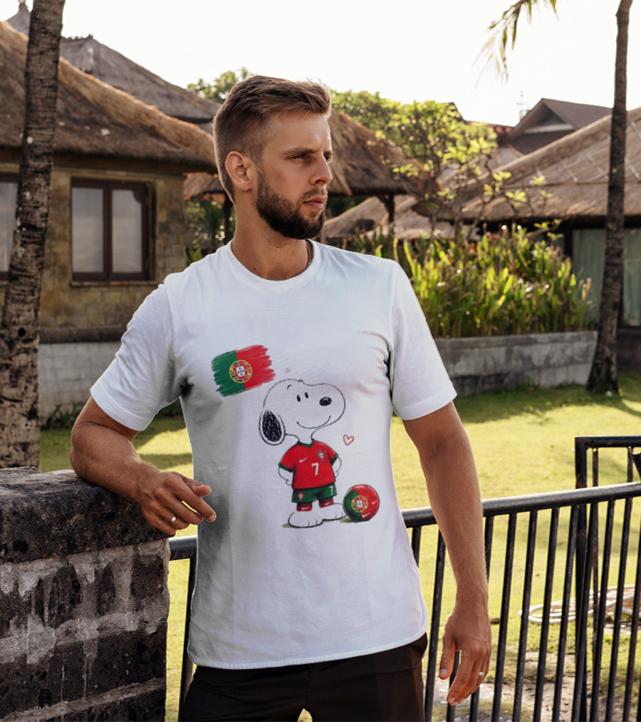 Cristiano Ronaldo Snoopy Portugal Football Number 7 Nike T-Shirt
