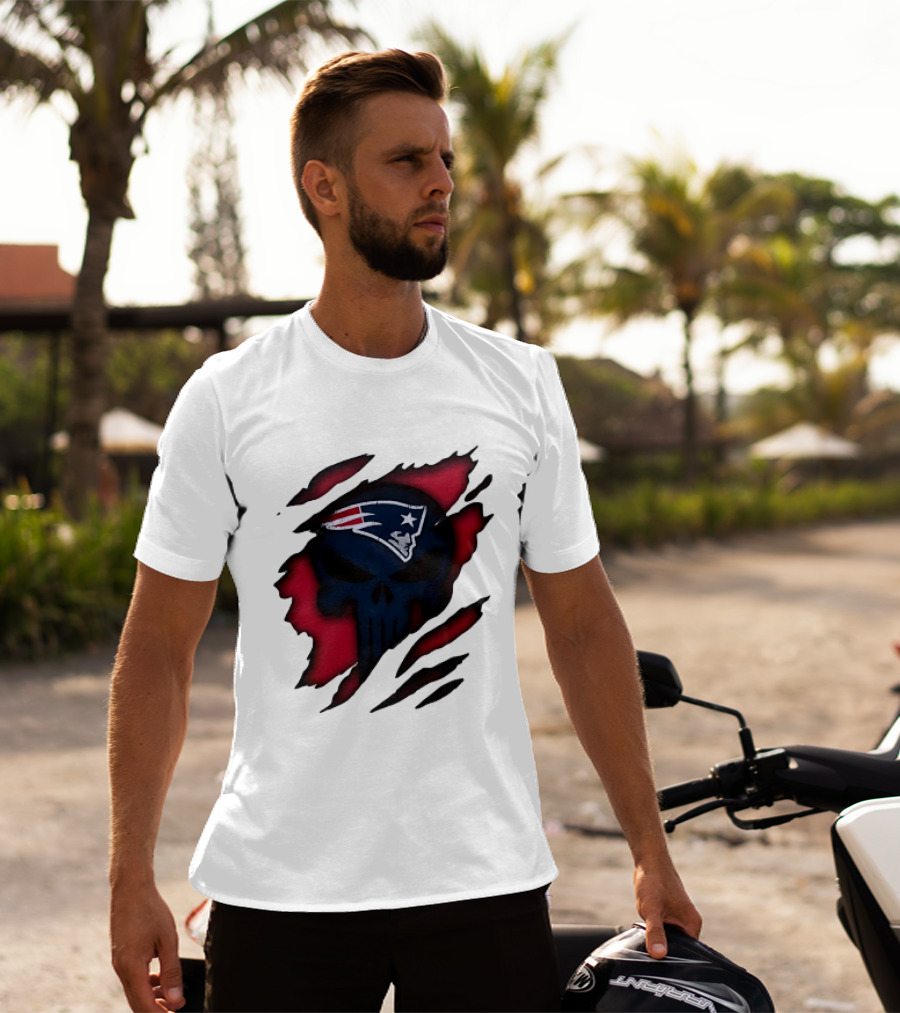 Patriots Skull Rip T-Shirt