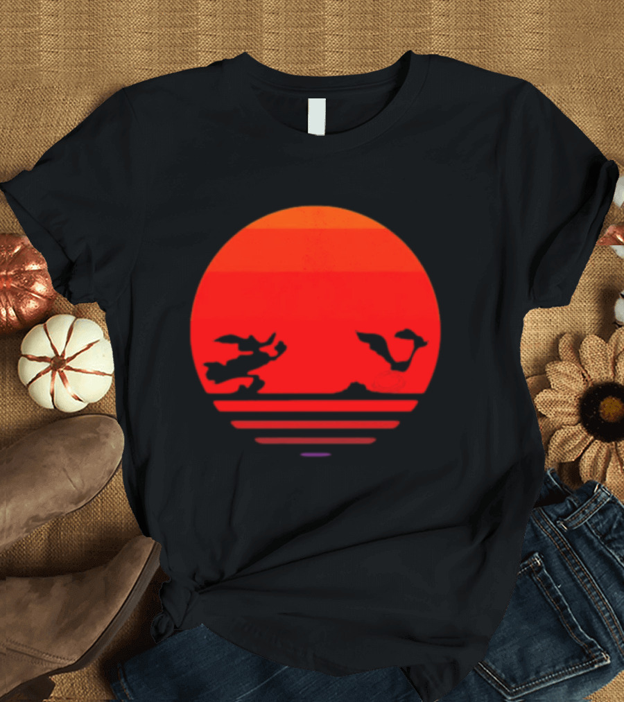 Wile E Coyote And Road Runner Sunset Chase T-Shirt