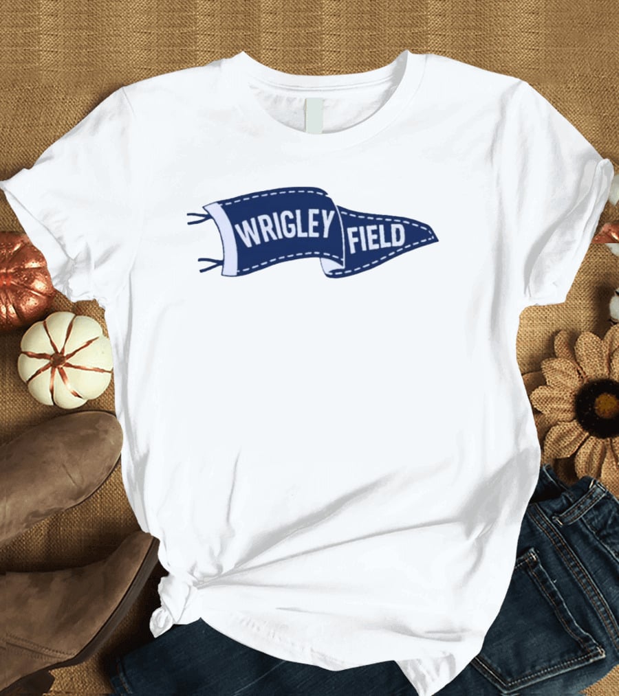 Wrigley Field Pennant Vintage Chicago Cubs Memorabilia T-Shirt