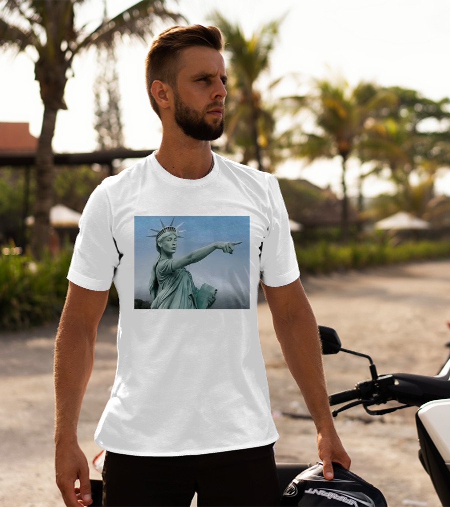Statue Of Liberty Don't You Point At Me Sophie Cunningham Meme T-Shirt