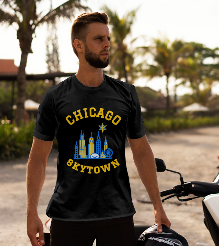 Chicago Skytown Skyline WNBA Basketball Starry Cityscape T-Shirt