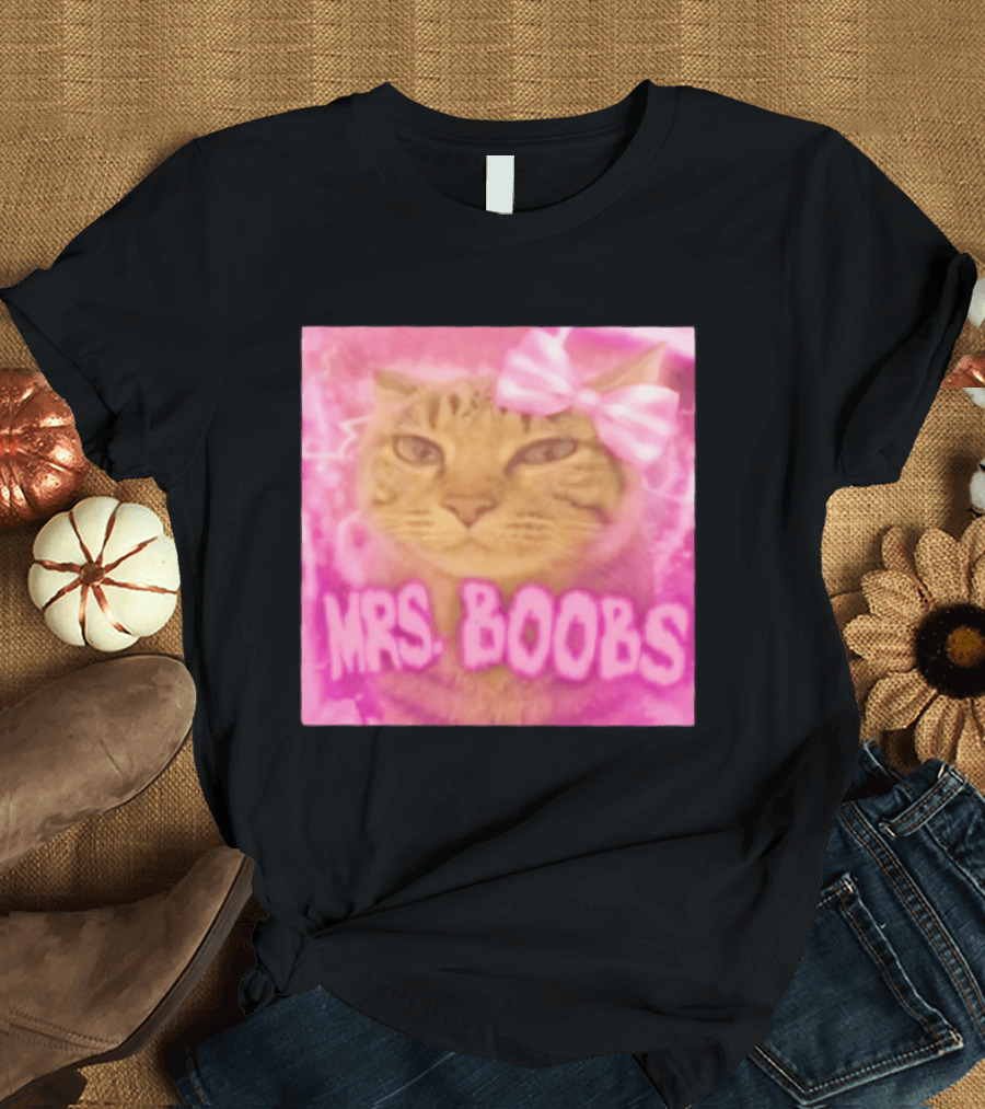 Mrs Boobs Cat Pink Aesthetic With Bow T-Shirt