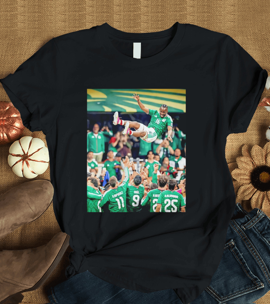 Mexican Football Celebration Julián Quiñones S. Giménez Raúl A. Alvarado Team Spirit T-Shirt