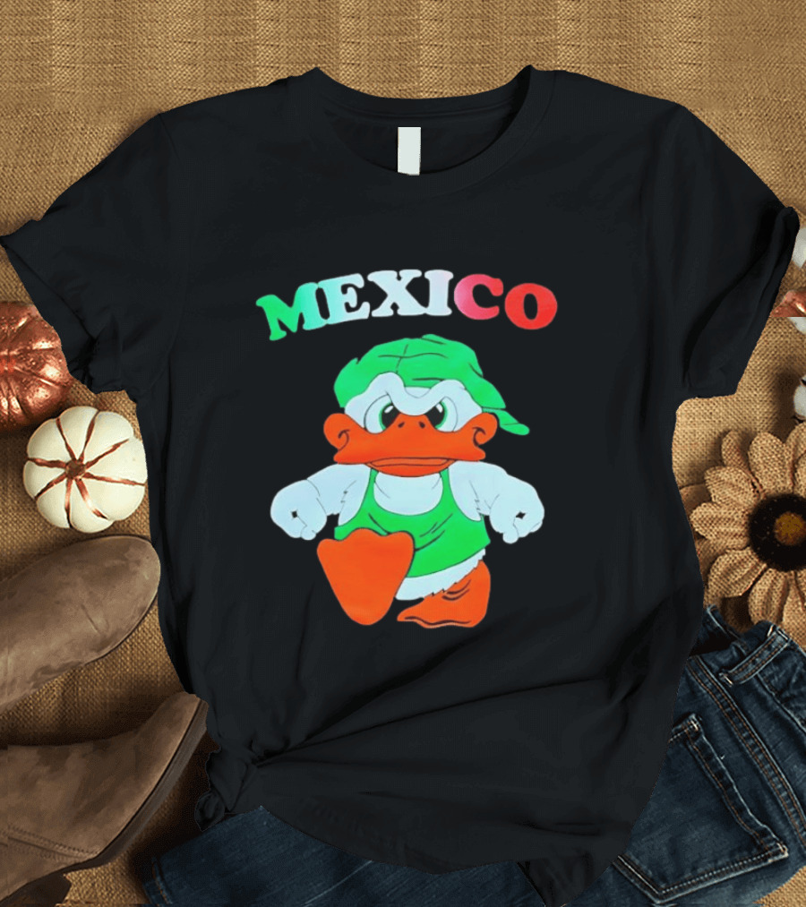 Mexico Duck Cartoon Green Outfit T-Shirt