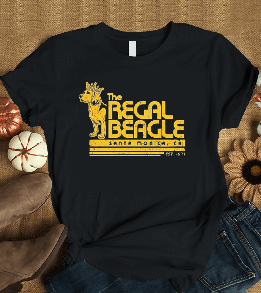 The Regal Beagle Santa Monica CA Est 1977 Crowned Dog T-Shirt
