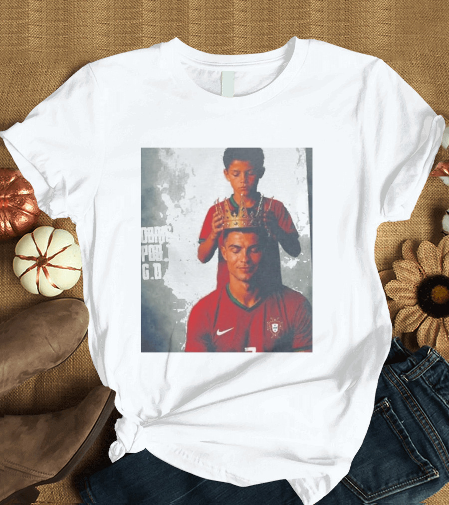 Cristiano Ronaldo Portugal Obrigado Por Tudo GOAT Crowned King Soccer Legend T-Shirt
