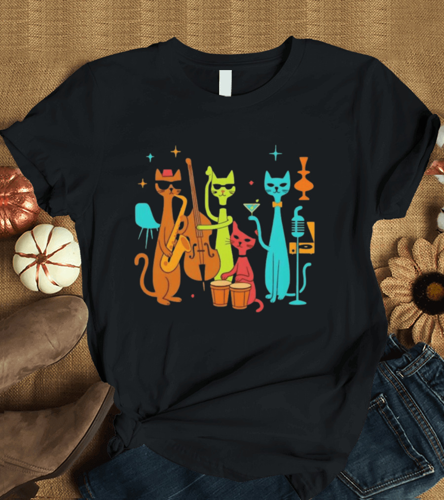 Jazz Cat Quartet Playing Instruments Bass Bongo Trumpet Martini T-Shirt