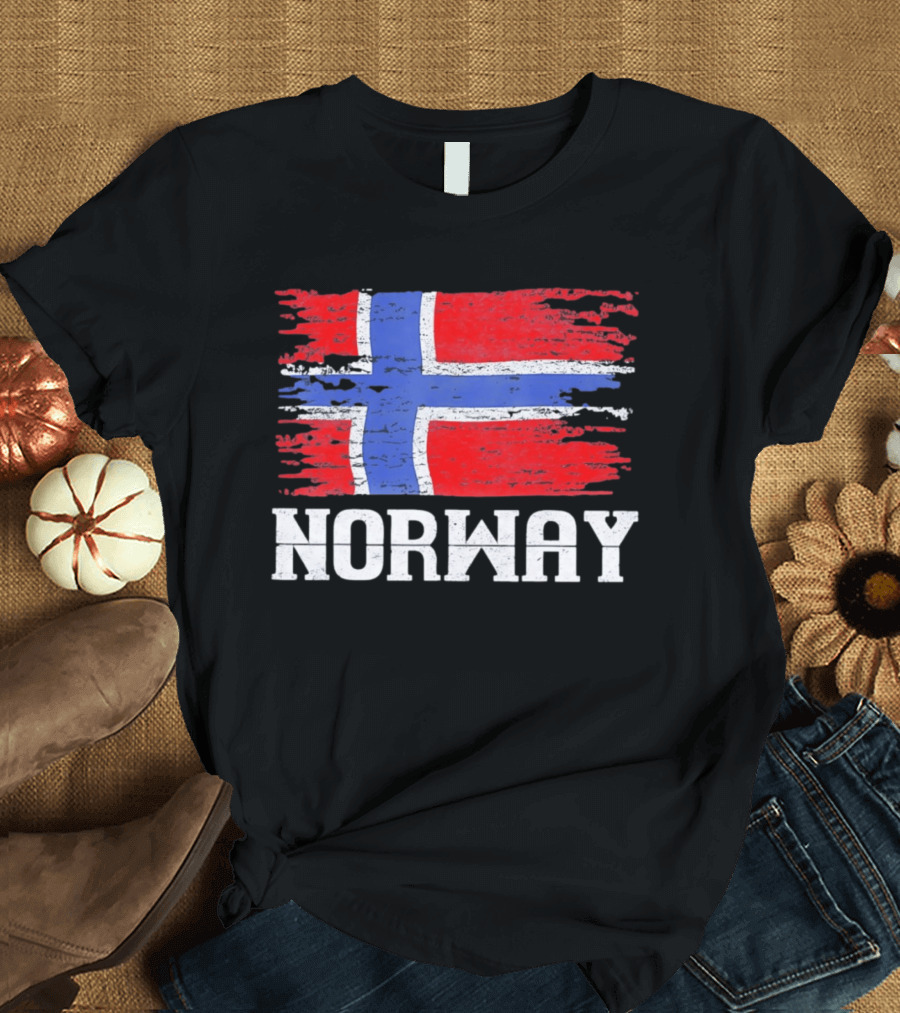 Norway Distressed Nordic Heritage Grunge Aesthetic Flag T-Shirt