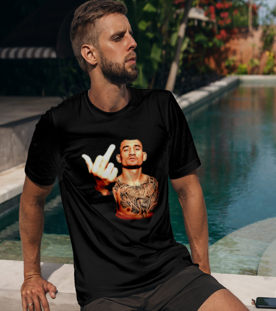 Max Holloway UFC Fighter Pose Middle Finger Tattoo T-Shirt