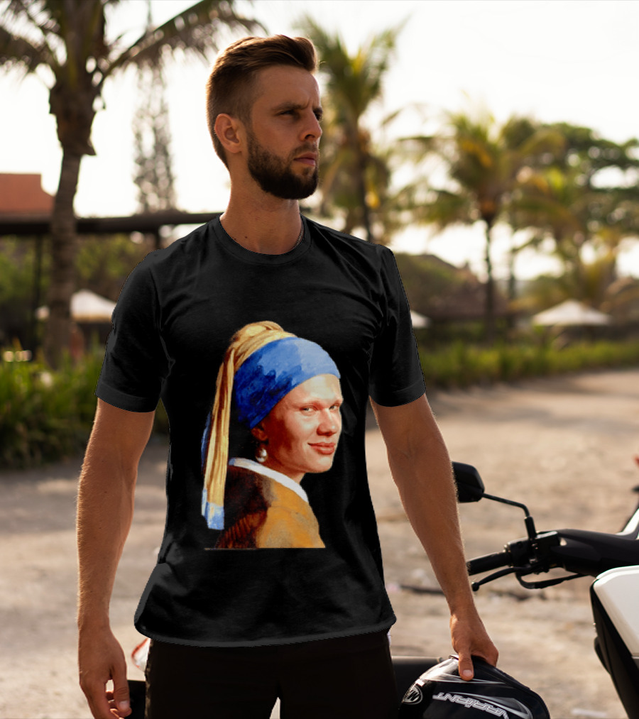 Erling Haaland Girl With A Pearl Earring Football T-Shirt