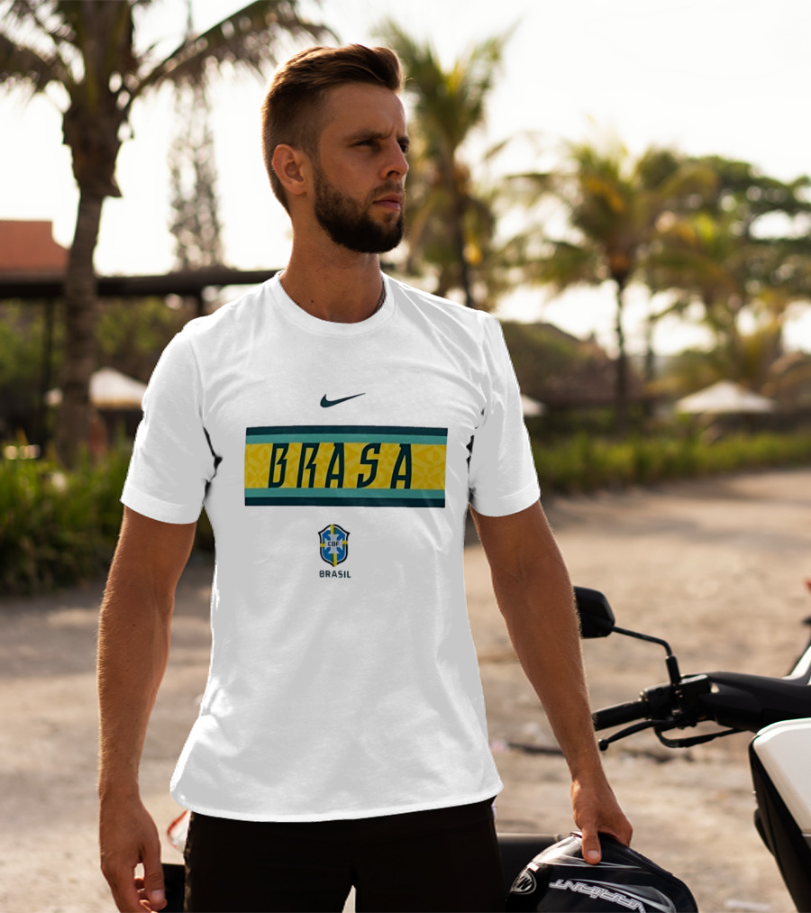 Nike Brasa Brazil CBF Football Crest T-Shirt