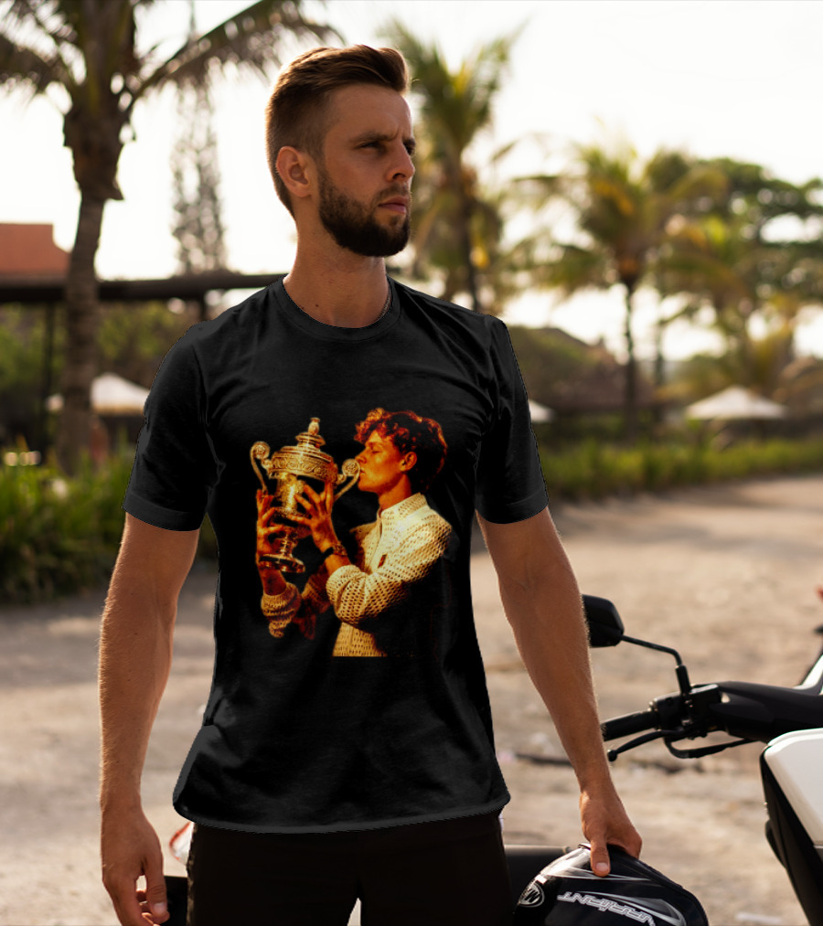 Jannik Sinner Wimbledon Men's Singles Champion Italy Celebration T-Shirt